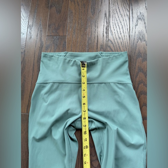 LULULEMON Align legging Size 8 - Picture 12 of 12
